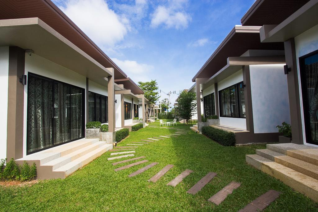 Alphabeto Resort Nai Harn Exterior photo