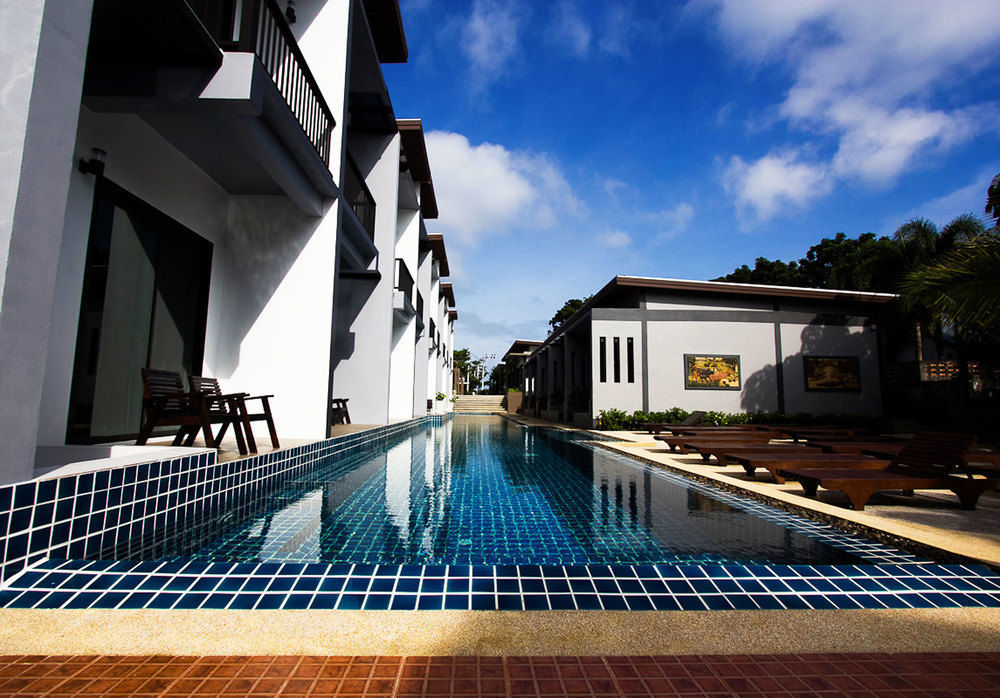 Alphabeto Resort Nai Harn Exterior photo