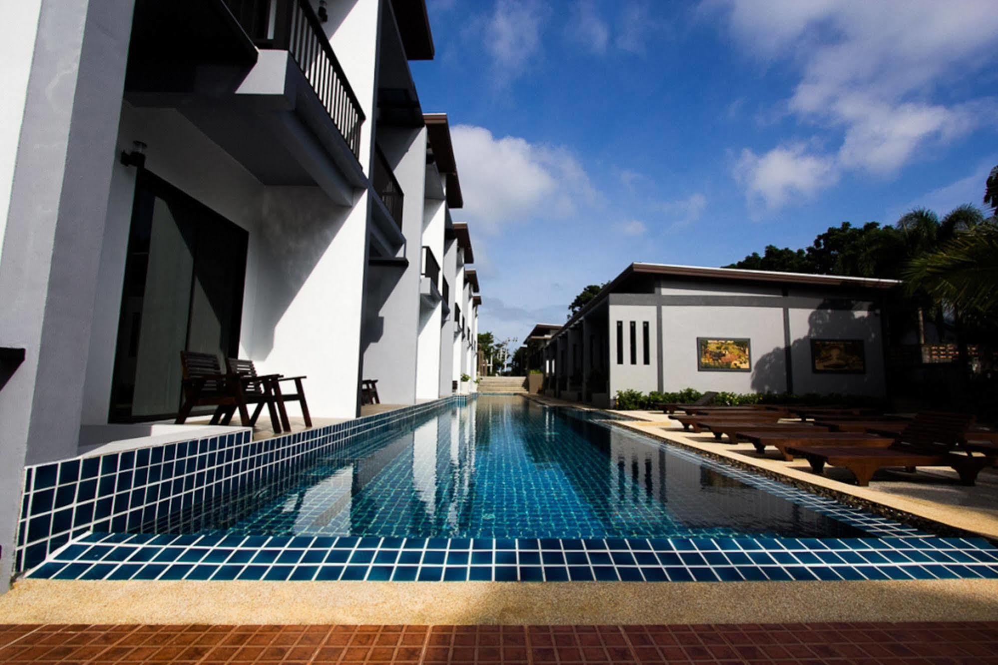 Alphabeto Resort Nai Harn Exterior photo
